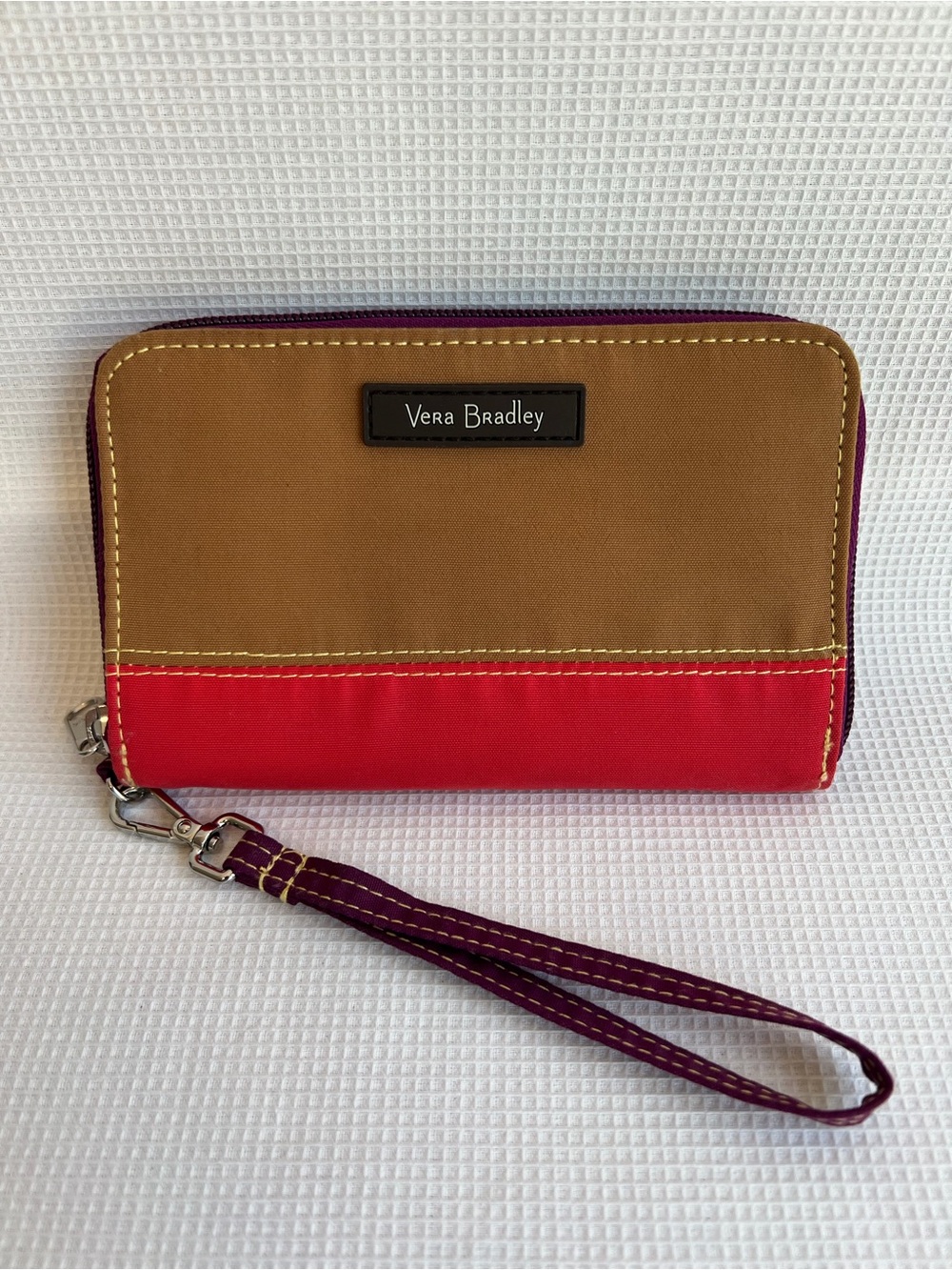 Vera Bradley Grab & Go Wristlet Hot Lava Colorblocked Brown and Red Wallet
